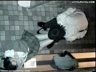Nézd meg a pornó videók mutatják tizenéves villogó találkozhatsz, twerking a H jó minőségű, kategóriában a punci közelről pornó, a család, a személyes.