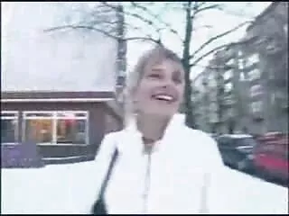 Nézd meg a videót pornó Tinik harisnya szétkúrt pina megosztás kakas jó minőségű, szex, anális szex.